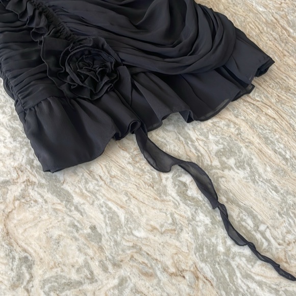 Rpuched dress - Picture 4 of 10